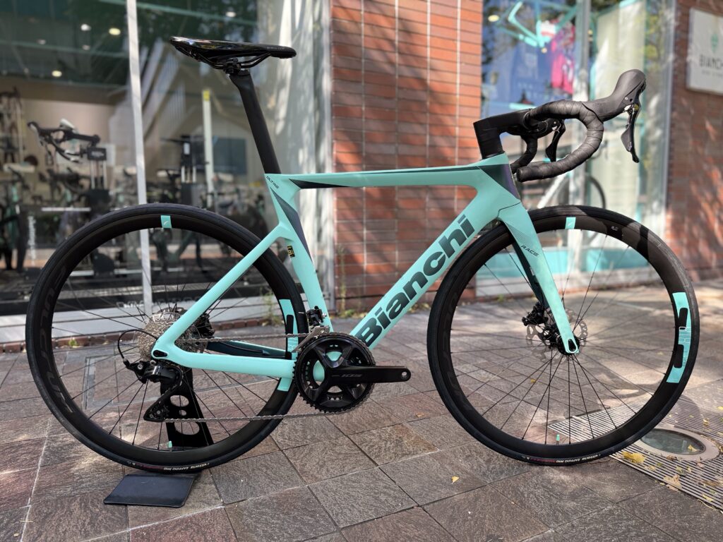 横浜】人気フルカーボンロードバイクがさらにお求めやすくなりました！ - BIANCHI-STORE